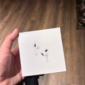 Apple White Earbud Headphones